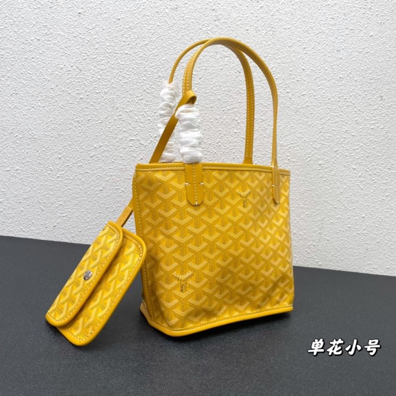 Goyard Shopping Bags